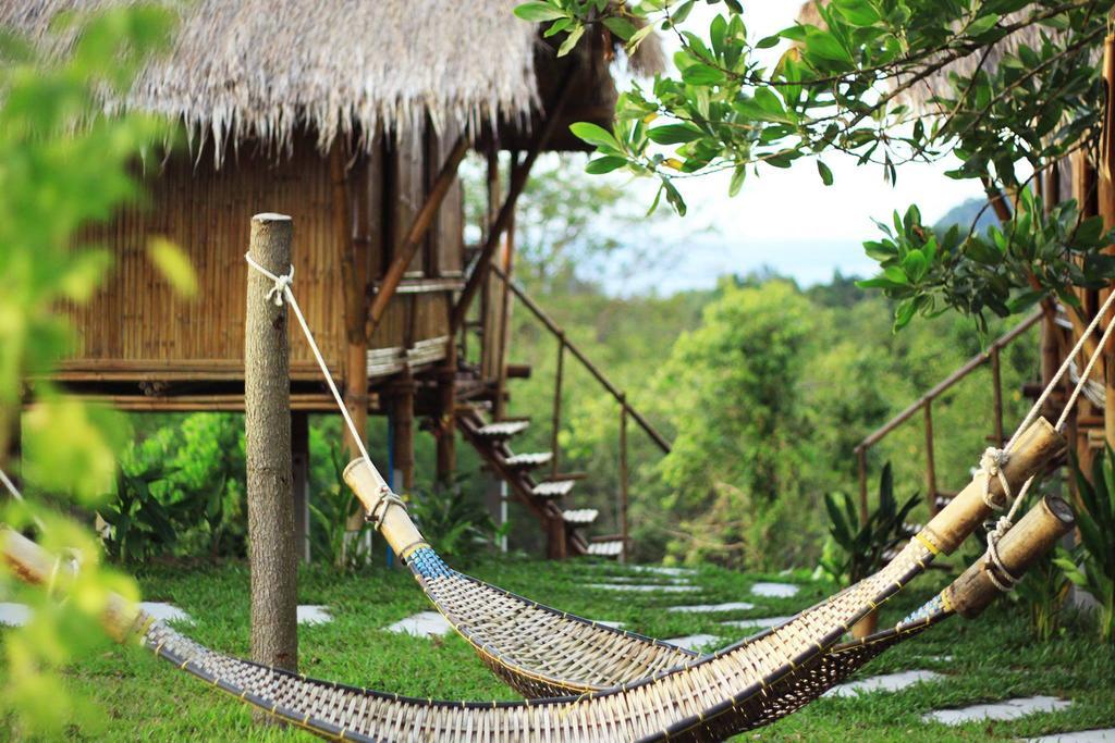 Phuree Hut Koh Phayam Bagian luar foto