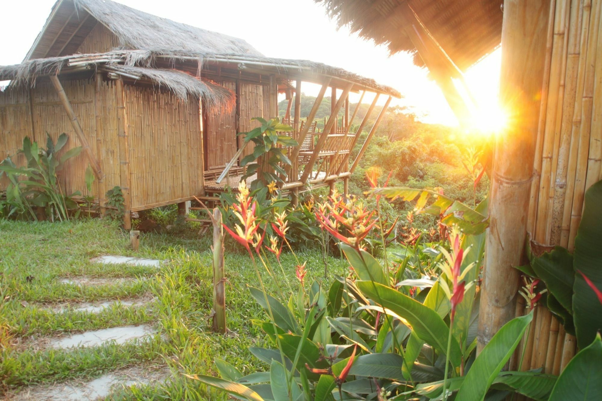 Phuree Hut Villa Koh Phayam Bagian luar foto