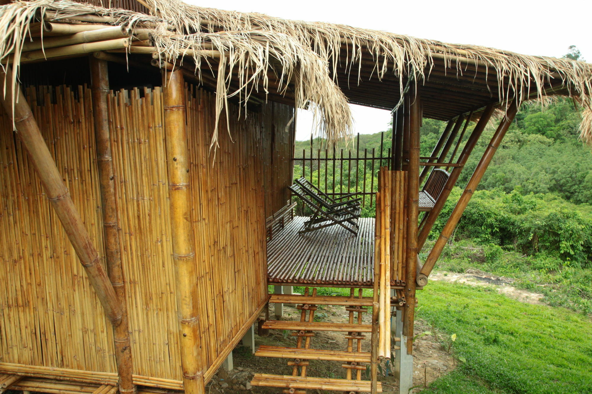 Phuree Hut Koh Phayam Bagian luar foto